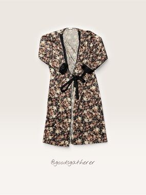VINTAGE Sears Apostrophe Floral Robe